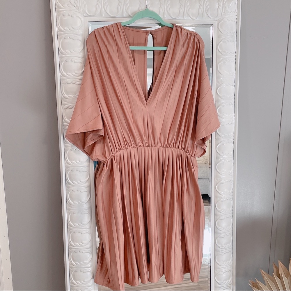 🤍 H&M Mauve Pink Pleated Dress